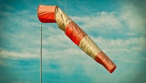 Wskaźnik kierunku wiatru - zdjęcie ilustracyjne