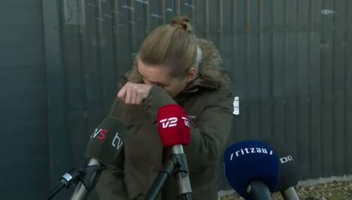 [video] Dania. Premier kraju rozpłakała się przed kamerami po wizycie na farmie norek