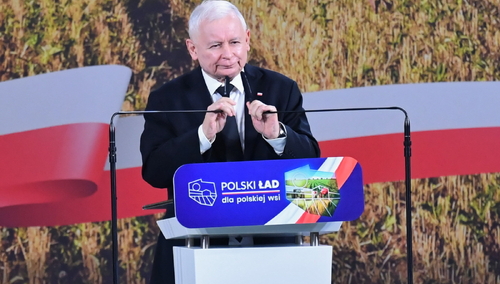 Szef PiS: Trzeba by rolnicy łączyli się w większe grupy, wtedy ceny nawozów mogą być niższe