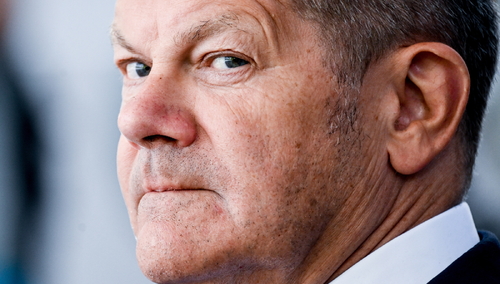 Gorąco w Niemczech. Szef CDU: „Kanclerz celowo opóźnia dostawy broni dla Ukrainy, (…) nie gra w otwarte karty”