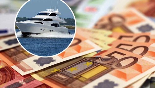 Banknoty i jacht - zdjęcie poglądowe