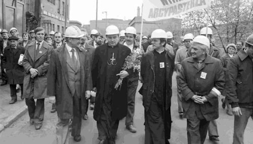 Wizyta w Hucie Warszawa, ks. Jerzy Popiełuszko