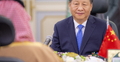Xi Jinping podczas wizyty w Arabii Saudyjskiej