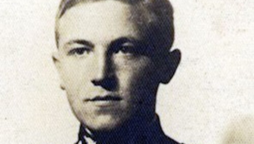 Młody Wincenty Kwieciński w mundurze podchorążego WP