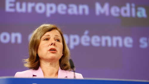 „Kto skaził, ten płaci”. Jourová w Parlamencie Europejskim zabiera głos ws. katastrofy na Odrze