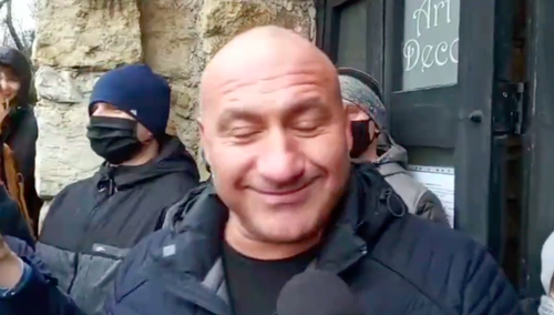 [VIDEO VIRAL] Awantura w Wieluniu! Najman zapytany o pracę „Słowika” w MMA VIP. Odpowiedź wywołała lawinę śmiechu