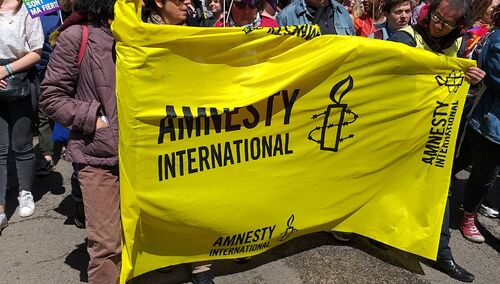 Flaga Amnesty International