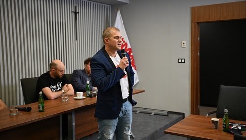 [Nasza debata] Maciej Tyczyński: Współpraca Krajowej Sekcji Młodych i "Tygodnika Solidarność" przyspiesza jak Pendolino