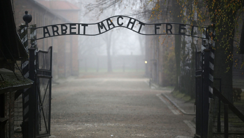 Brama wejściowa do obozu w Auschwitz