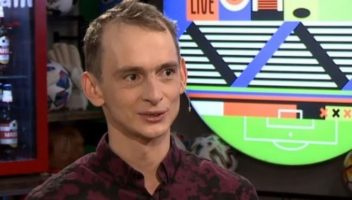 "Kossakowski skończy jak Popiełuszko". Haniebny wpis Kapeli