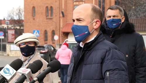 On tak serio? Budka zapowiada zamknięcie wydziałów teologicznych i historycznych