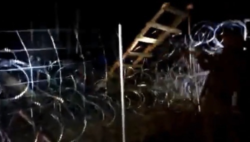 „Allahu Akbar!” Migranci próbowali w nocy sforsować ogrodzenie na granicy polsko-białoruskiej [VIDEO]