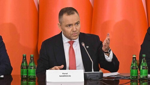 Prezydent Karol Nawrocki podczas posiedzenia RBN