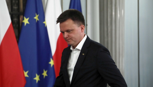 Warszawa, 24.05.2021. Lider Ruchu Polska 2050 Szymon Hołownia podczas konferencji prasowej w Sejmie, 24 bm.