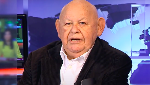 Płużański: "Promowanie Urbana w »Gazecie Wyborczej« wpisuje w wieloletnią tradycję tego pisma. Pamiętamy spotkania Michnika z Urbanem "