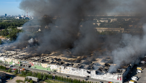 WARSZAWA POŻAR CENTRUM HANDLOWEGO PRZY MARYWILSKIEJ 44