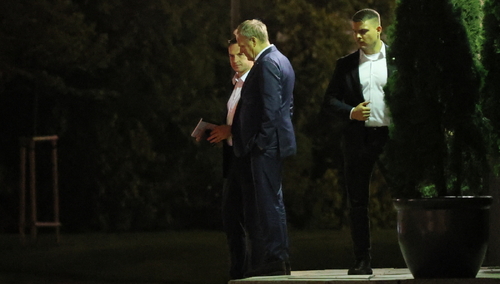 Nocne spotkanie ws. rekonstrukcji rządu