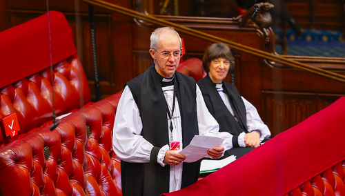 Arcybiskup Canterbury Justin Welby przemawia w Izbie Lordów