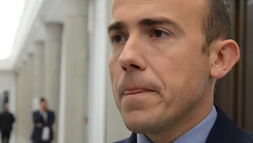 Budka nie umiał zliczyć do czterech. Internauci w śmiech [FOTO]