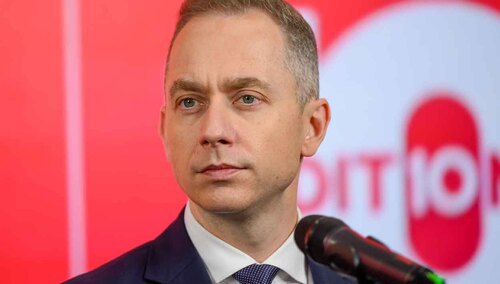 Dziennikarz zadał Cezaremu Tomczykowi pytanie w sprawie jednego z hejterskich filmów