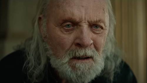 Anthony Hopkins jako Herod, kard z serialu "Mary"