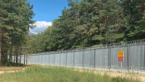 Zapora na zielonej granicy z Białorusią