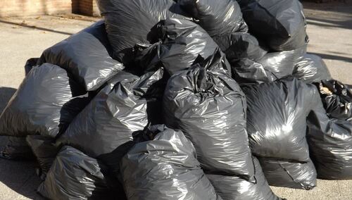 Ordo Iuris: Uchwała śmieciowa w Warszawie dyskryminuje rodziny. Skarga złożona do sądu