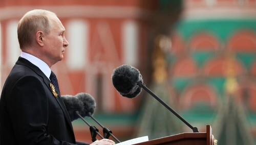 Putin przemówił z okazji Dnia Zwycięstwa. Bardzo krótkie wystąpienie prezydenta Rosji