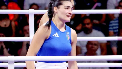 Angela Carini poddała walkę po zaledwie 46 sekundach