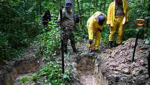 Prace poszukiwawcze na terenie wsi Jureczkowa