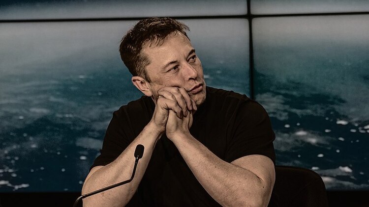 Elon Musk wstrzymuje przejęcie Twittera