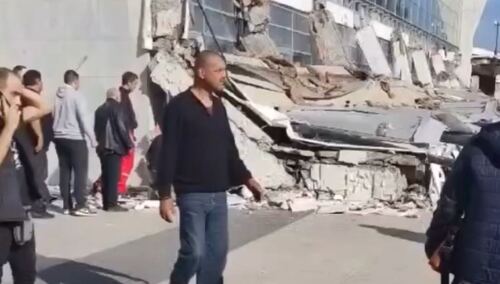 Runął dach dworca kolejowego w Nowym Sadzie