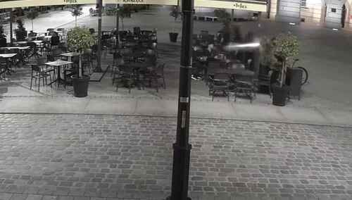 Mężczyzna strzelił w kierunku ludzi w centrum Kalisza