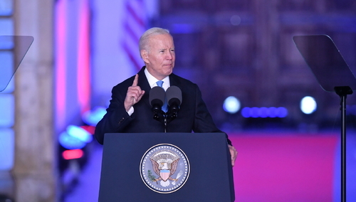 Joe Biden podczas przemówienia w Warszawie
