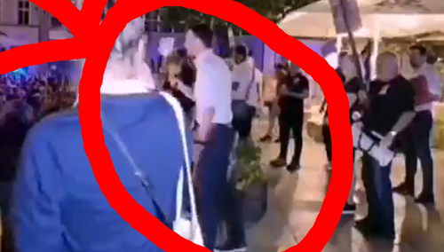 [video] Szokujące. Tak poseł PO Adam Szłapka zachęcał demonstrujących do wulgarnych okrzyków