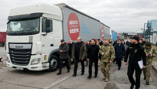 Ukraiński premier Denis Szmyhal na polsko-ukraińskim przejściu granicznym Korczowa-Krakowiec
