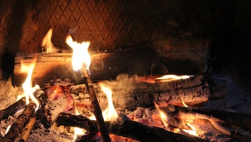 ogień - zdjęcie ilustracyjne