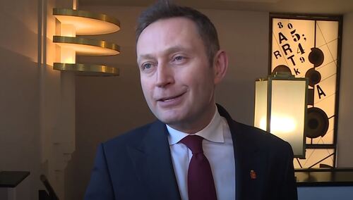 "Padły od odoru zgnilizny jaki wydaje rząd PiS". Bezczelny komentarz Rabieja ws. śniętych ryby w Wiśle