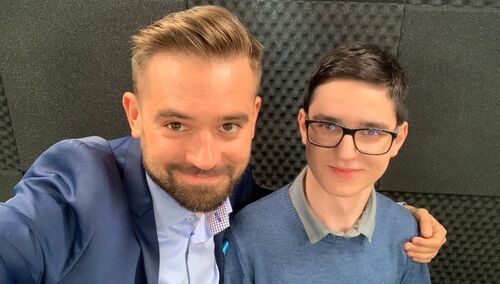 Dr Maciej Kawecki z Kamilem Wrońskim