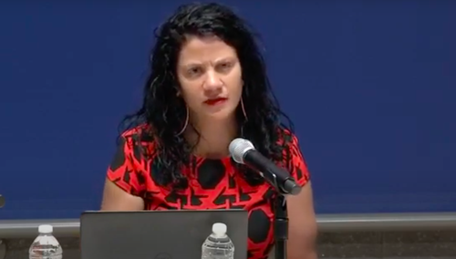 "Zbudowałam życie na brutalnym kłamstwie". Przez lata udawała czarnoskórą. Jest białą Żydówką