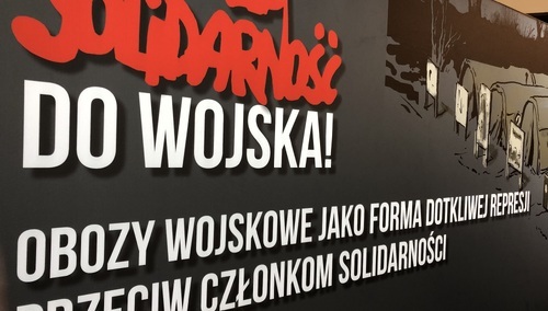 Wernisaż wystawy “Solidarność do wojska! Obozy wojskowe jako forma dotkliwej represji przeciw członkom Solidarności”