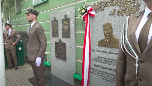 Tablice pamięci ś.p. Jana Szyszko oraz leśników wysłanych na Sybir