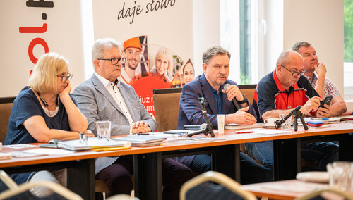 „Oczekuję, aby Pan Premier wywiązał się ze swoich umów”. Jest list Piotra Dudy do szefa rządu ws. oświaty