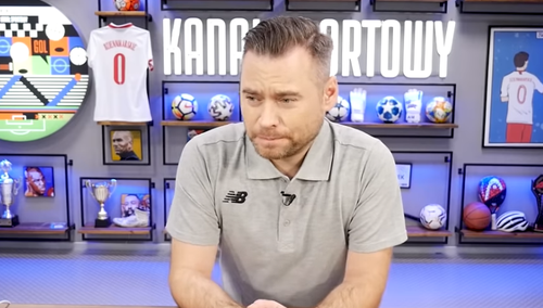 [FOTO] Partnerka C. Ronaldo uśmiechnięta pod ukrzyżowanym Jezusem. Stanowski: „Czy to jest normalne zdjęcie?”