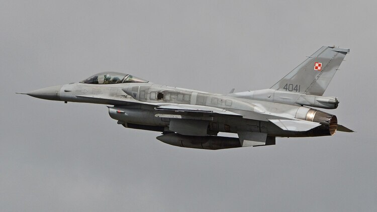 Polski F-16 