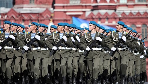 Rosyjscy żołnierze z jednostek desantowych