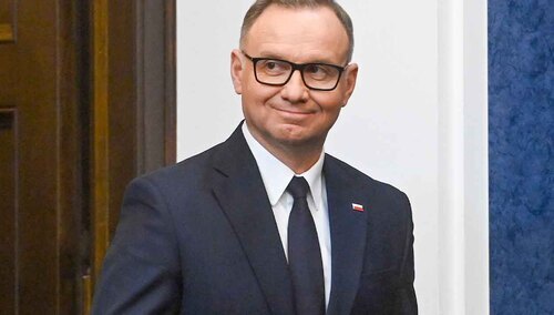 Prezydent podpisał nowelizację zakazującą sprzedaży nieletnim wszystkich e-papierosów