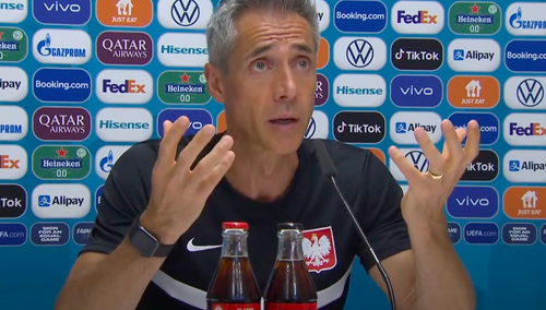 Paparazzi przyłapali Wojciecha Szczęsnego z papierosem. Paulo Sousa zabrał głos