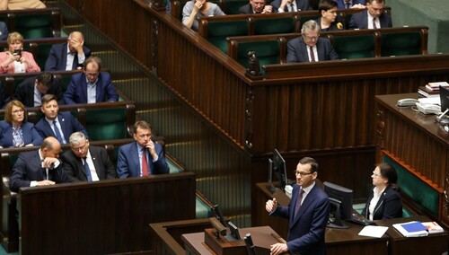 Najnowszy sondaż wyborczy. Wzrost ZP, spadek KO, aż sześć ugrupowań w Sejmie