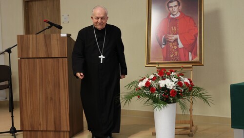 Sesja popularnonaukowa „Ksiądz Jerzy Popiełuszko i pamięć o nim w Stalowej Woli”.